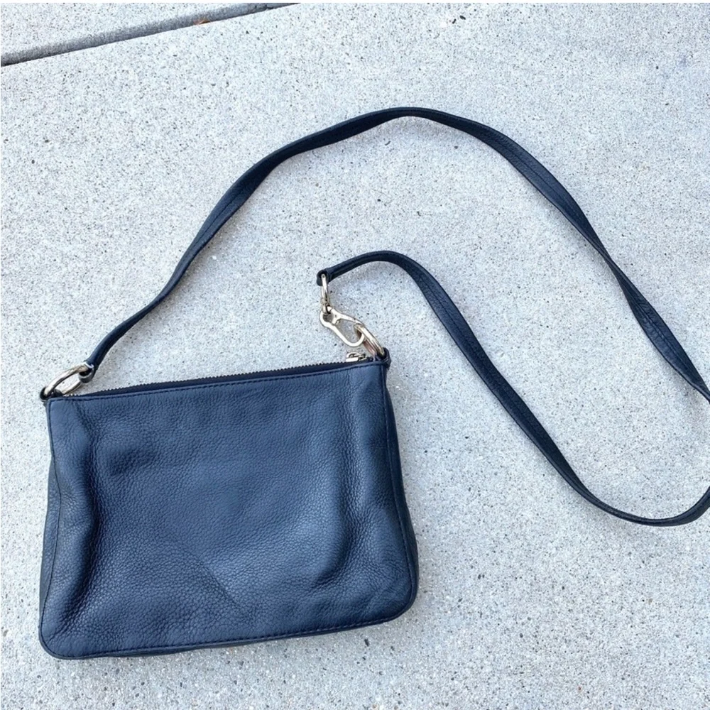 COLE HAAN crossbody purse black leather pouch utility shoulder bag travel zipper